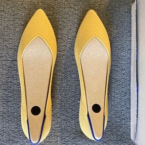 Rothy’s size 11 points in sunflower